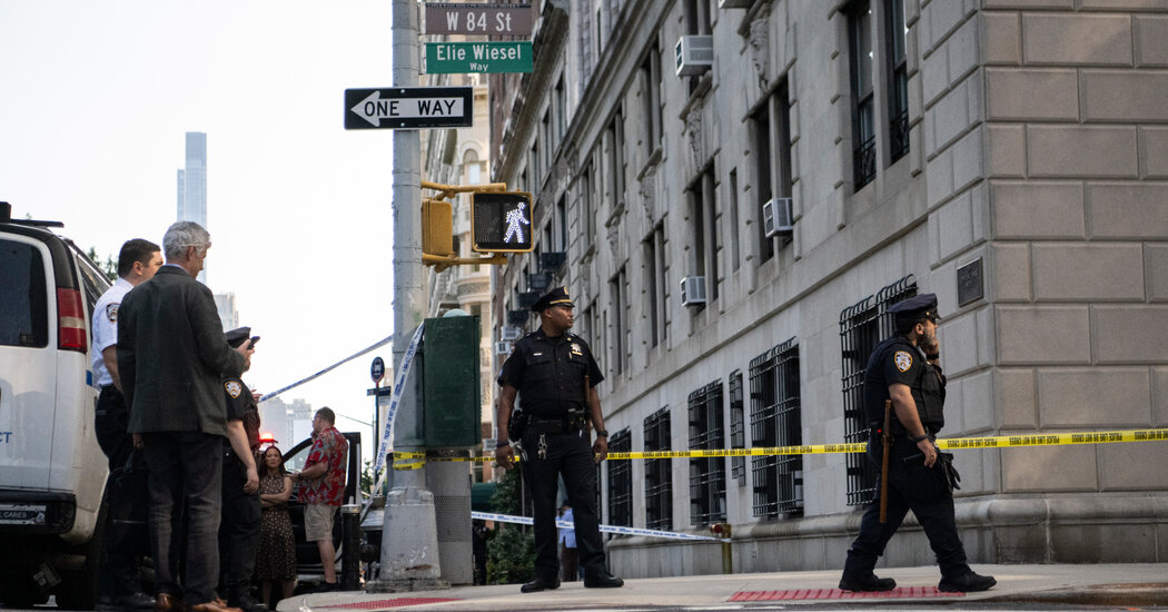 After Stabbings, a Rise in Jewish Fears and Questions for Mamdani 24met antisemitism zktb facebookjumbo.jpg
