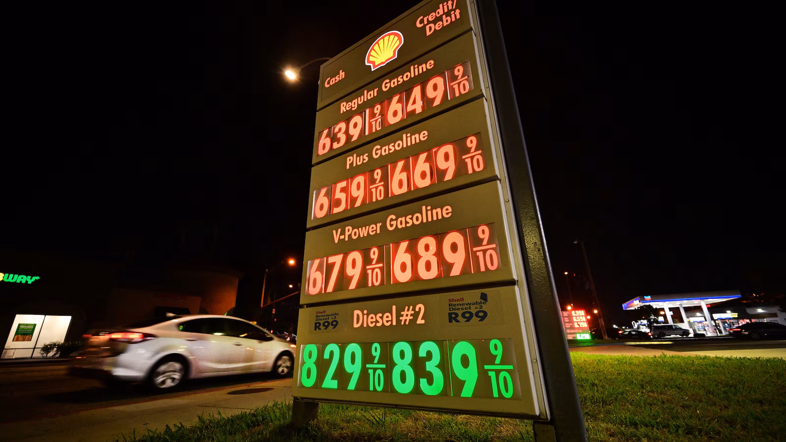diesel prices db 260918 1789727552275 hpmain 16x9.jpg